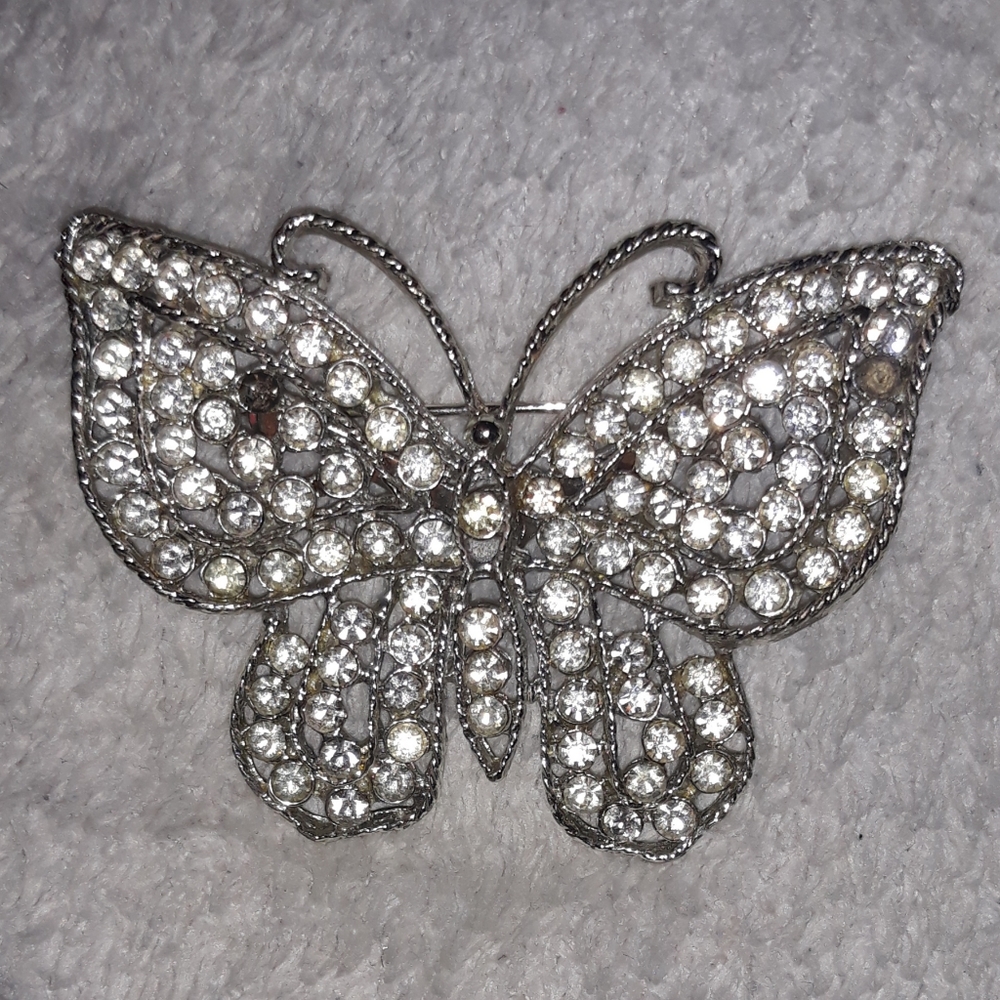 Weiss signed vintage butterfly Rhinestone brooch 2 1/4" x 2"